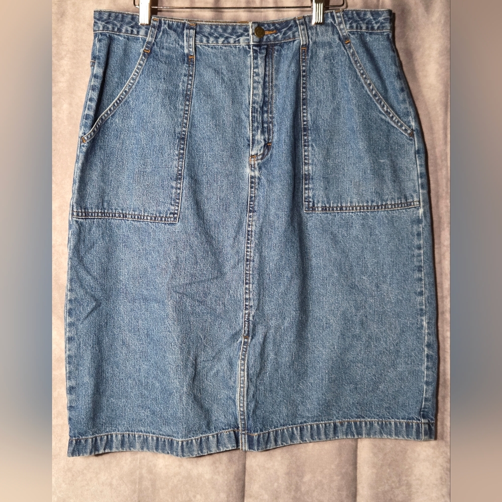 Classic High-Waist Denim Skirt - Blue
